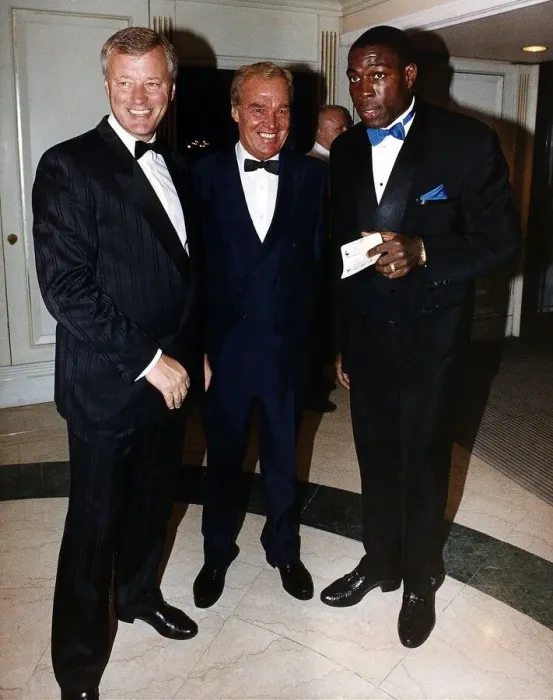 Framed Print : Frank Bruno Former WBC World Heavyweight Boxing Champion with boxing promoter Barry Hearn