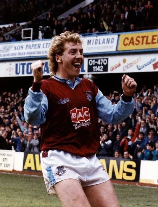 Framed Print : Frank McAvennie Footballer celebrating scoring for West Ham United football club Framed Print : Frank McAvennie Footballer celebrating scoring for West Ham United football club