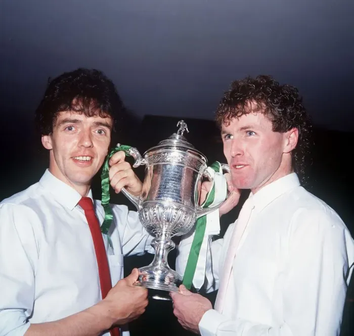 Framed Print : Frank McGarvey & Davie Provan with Scottish Cup May 1985