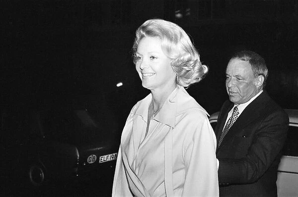 Frank Sinatra & Barbra Marx, Claridges Hotel, London, 15th May 1975