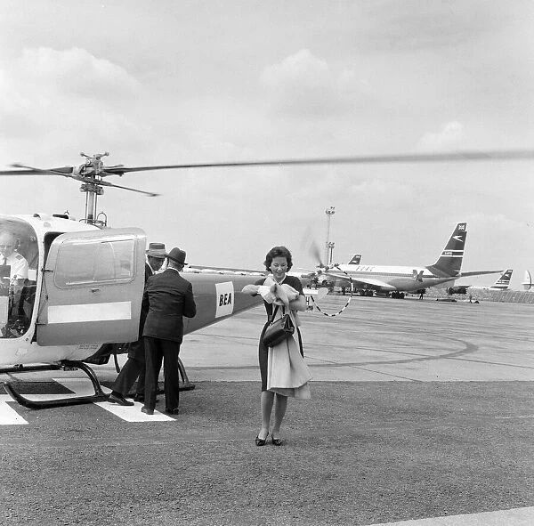 Frank Sinatra, London Heathrow Airport, 17th June 1962