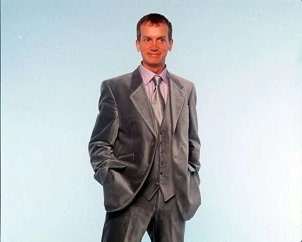 Frank Skinner comedian November 1999 and television presenter A©mirrorpix