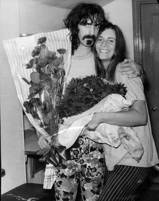 Framed Print : Frank Zappa. American musician. Pictured in London with the singer of his group Framed Print : Frank Zappa. American musician. Pictured in London with the singer of his group