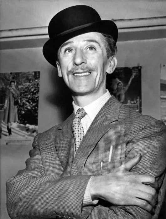 Framed Print : Frankie Burns, Tyneside Comedian. 22nd March 1962. Poor Quality Print Framed Print : Frankie Burns, Tyneside Comedian. 22nd March 1962. Poor Quality Print