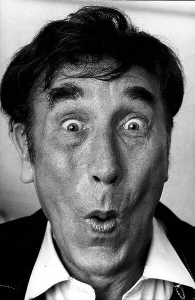 Frankie Howerd comedian sucked in cheeks A©mirrorpix Picture taken