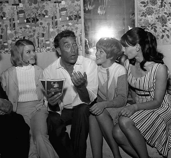 Frankie Howerd in his dressing room on the last night of the comedy '