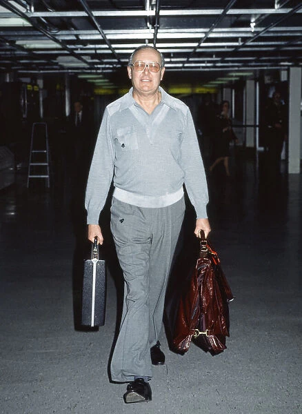 Freddie Laker leaving Heathrow Airport for Miami, USA. 26th January 1983