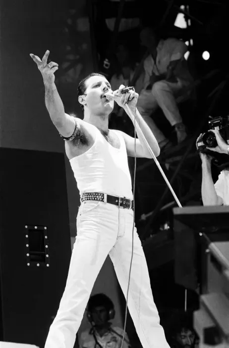 Framed Print : Freddie Mercury, lead singer of British rock group Queen Framed Print : Freddie Mercury, lead singer of British rock group Queen