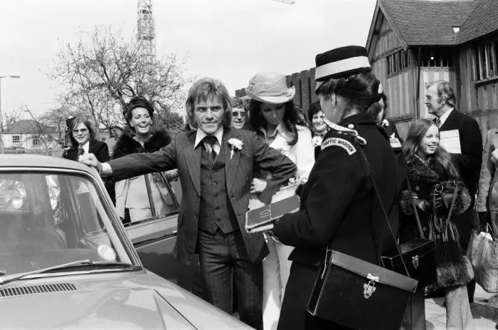 Framed Print : Freddie Starr and his bride Sandy Morgan after their marriage at a Registry Office in Framed Print : Freddie Starr and his bride Sandy Morgan after their marriage at a Registry Office in