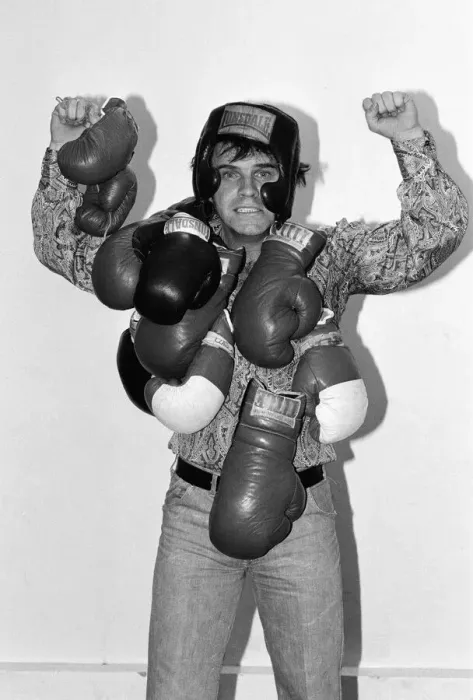Framed Print : Freddie Starr, Comedian, pictured with boxing gloves, January 1981 Framed Print : Freddie Starr, Comedian, pictured with boxing gloves, January 1981