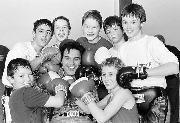 Freddie Starr, Comedian, pictured with young children, January 1981