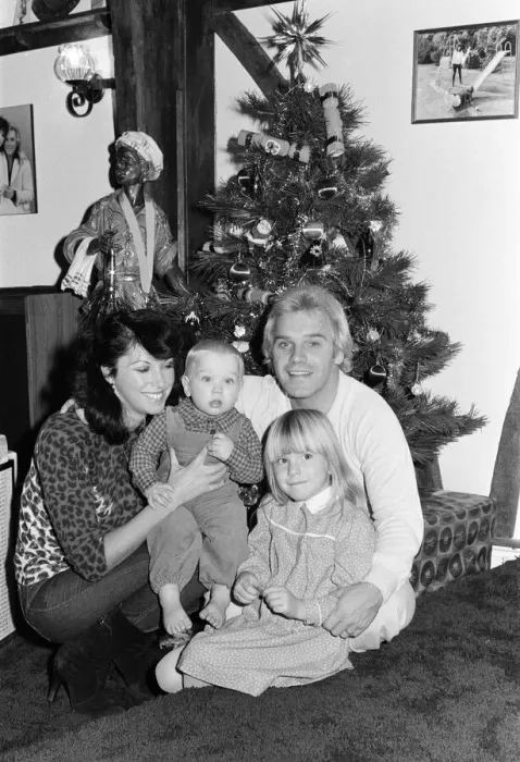 Framed Print : Freddie Starr, Comedian, wife Sandy and children, Jody and Donna, Christmas Framed Print : Freddie Starr, Comedian, wife Sandy and children, Jody and Donna, Christmas