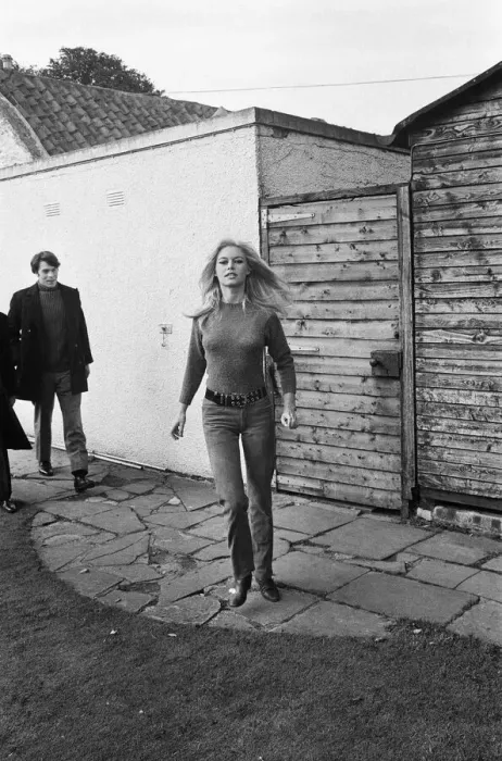 Framed Print : French actress Brigitte Bardot on location in Scotland during filming of her latest movie Framed Print : French actress Brigitte Bardot on location in Scotland during filming of her latest movie
