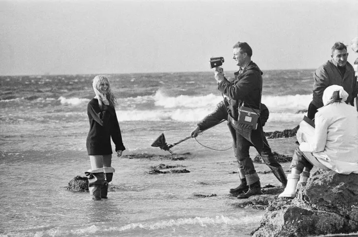 Framed Print : French actress Brigitte Bardot on location in Scotland during filming of her latest movie Framed Print : French actress Brigitte Bardot on location in Scotland during filming of her latest movie