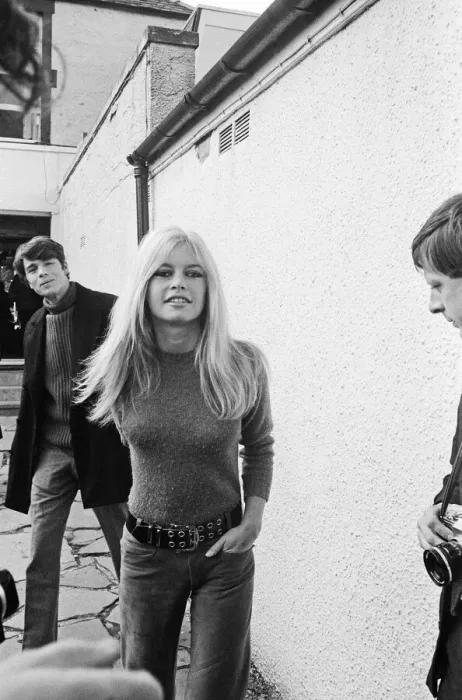 Framed Print : French actress Brigitte Bardot on location in Scotland during filming of her latest movie Framed Print : French actress Brigitte Bardot on location in Scotland during filming of her latest movie