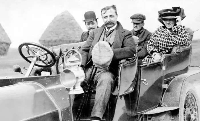 Framed Print : French aviator Louis Bleriot at Calais accompanied by his wife as he prepares for his Framed Print : French aviator Louis Bleriot at Calais accompanied by his wife as he prepares for his
