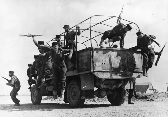 Framed Print : French infantry in The Western Desert. Picture taken 8th May 1942 Framed Print : French infantry in The Western Desert. Picture taken 8th May 1942