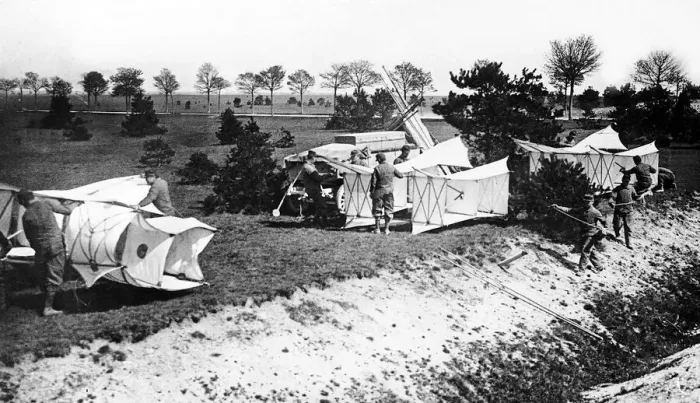 Framed Print : French soldiers prepare observation kites for reconnaisance work over enemy lines during Framed Print : French soldiers prepare observation kites for reconnaisance work over enemy lines during