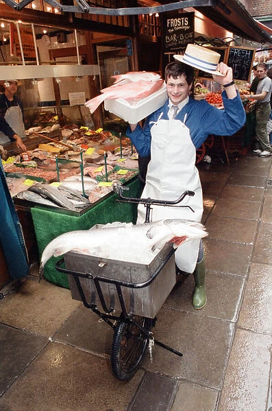 Frost Fishmongers Delivery Bike, Reading, Wednesday 8th July 1992
