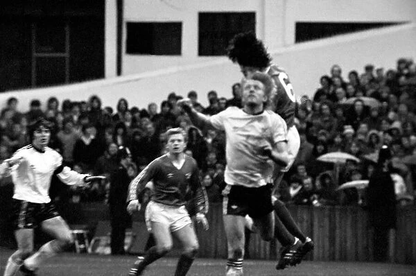 Fulham 1 v. Chelsea 2. Division 2 football. March 1980 LF02-01-045