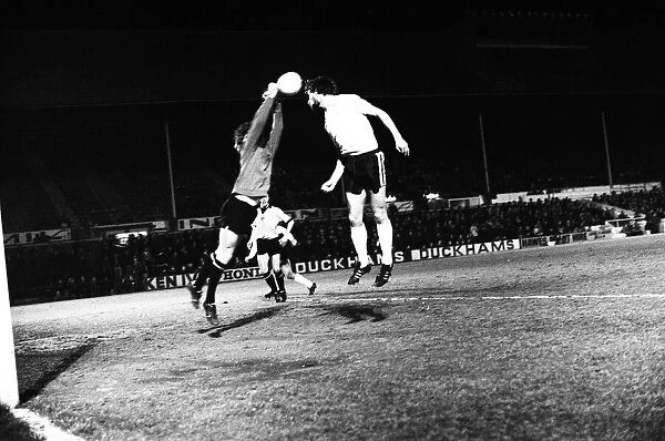 Fulham 1 v. Hull 0. 1975 FA Cup. Third round