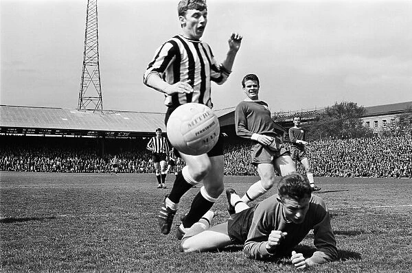 Fulham 1 v. Newcastle 1. 1966 League campaign Fulham