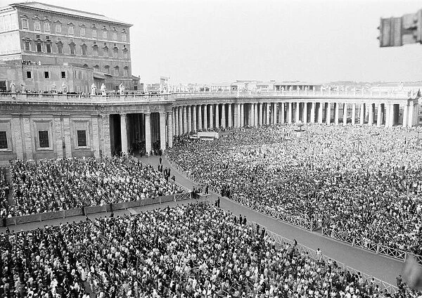 The funeral of Pope Paul VI at St. Peters Basilica, Vatican City. 12th August 1978