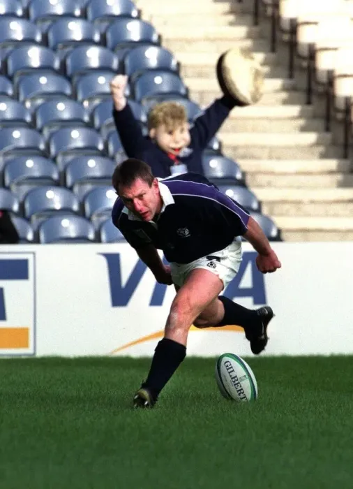 Framed Print : Gary Armstrong of Scotland scoring a try October 1999 against Uruguay in rugby World Cup Framed Print : Gary Armstrong of Scotland scoring a try October 1999 against Uruguay in rugby World Cup