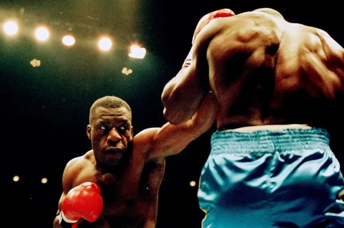 Framed Print : Gary Mason Boxer during his fight with James Pritchard at The Royal Albert Hall Framed Print : Gary Mason Boxer during his fight with James Pritchard at The Royal Albert Hall
