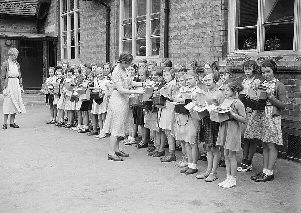 A gas mask lesson at Bromsgrove school 22nd September 1939