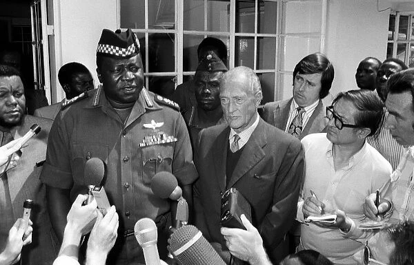 General Amin with at a Press to dicuss the release of Mr Dennis Hills July 1975, Uganda