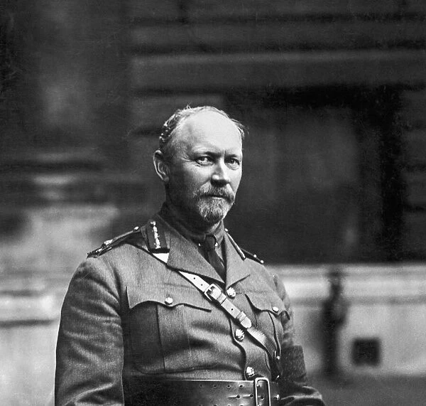 General Christiaan Smuts, OM, CH, ED, KC, FRS, [1] PC (24 May 1870 e 11 September 1950