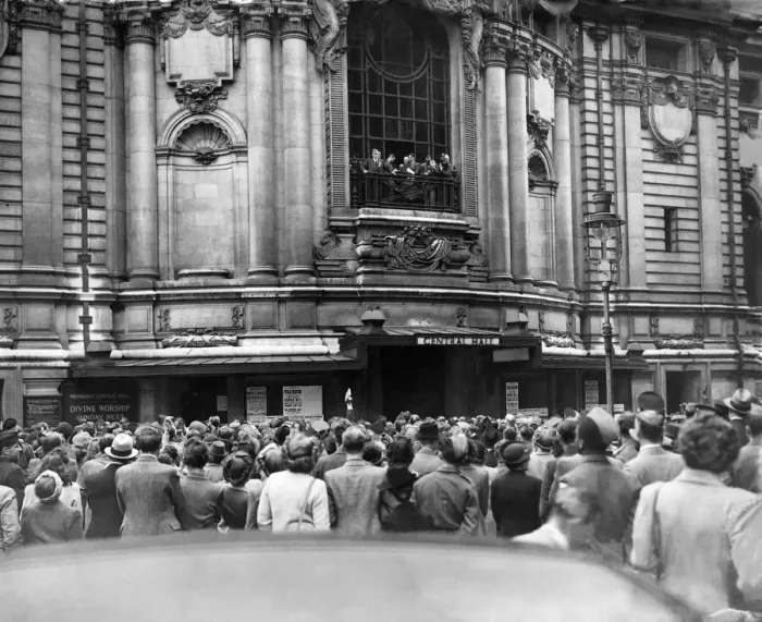 Framed Print : General Election 1945: Scene outside the Central Hall Westminster at the Labour Party Framed Print : General Election 1945: Scene outside the Central Hall Westminster at the Labour Party