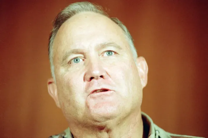 Framed Print : General Norman Schwarzkopf, commander of United States Central Command Framed Print : General Norman Schwarzkopf, commander of United States Central Command