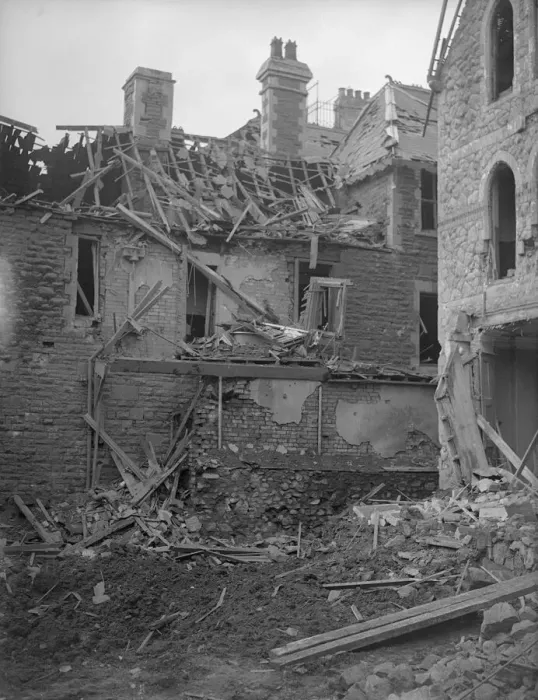 Framed Print : General scene showing destruction to residential housing following an air raid