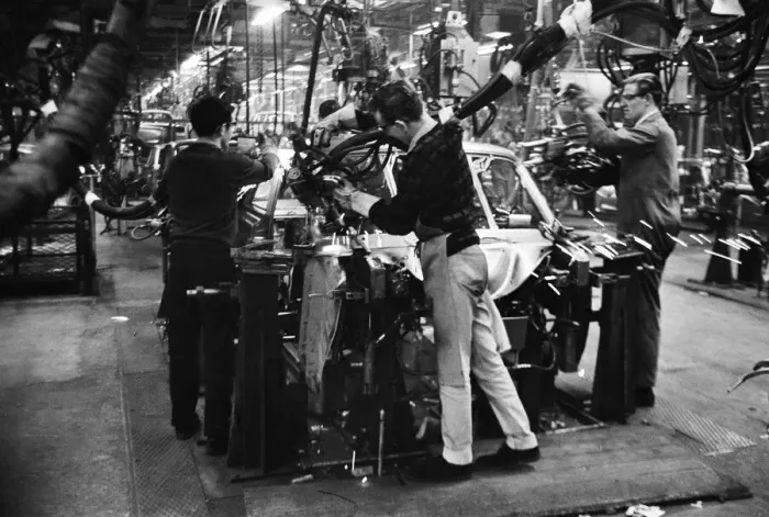 Framed Print : General scenes inside the Ford motor factory in Dagenham Framed Print : General scenes inside the Ford motor factory in Dagenham