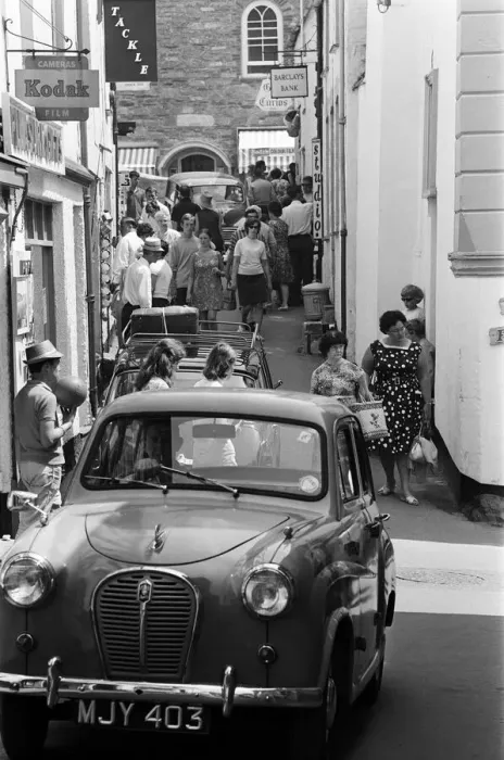 Framed Print : General scenes in Polperro, Cornwall. 13th July 1967