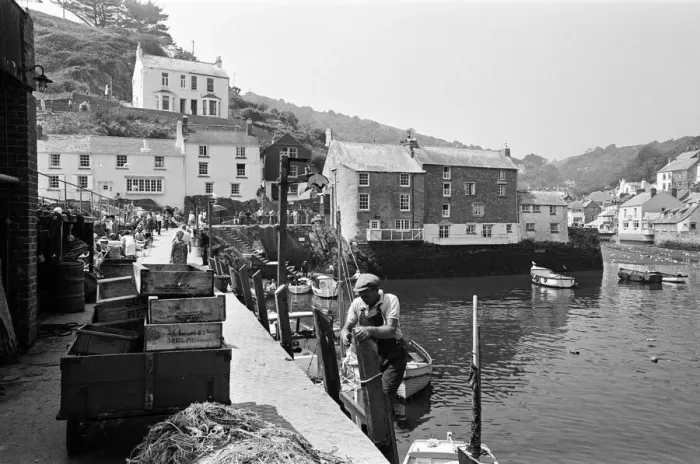 Framed Print : General scenes in Polperro, Cornwall. 13th July 1967