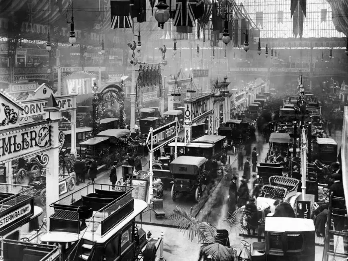 Framed Print : General view of the 1905 Motor Show held in Olympia 24th November 1905 Framed Print : General view of the 1905 Motor Show held in Olympia 24th November 1905