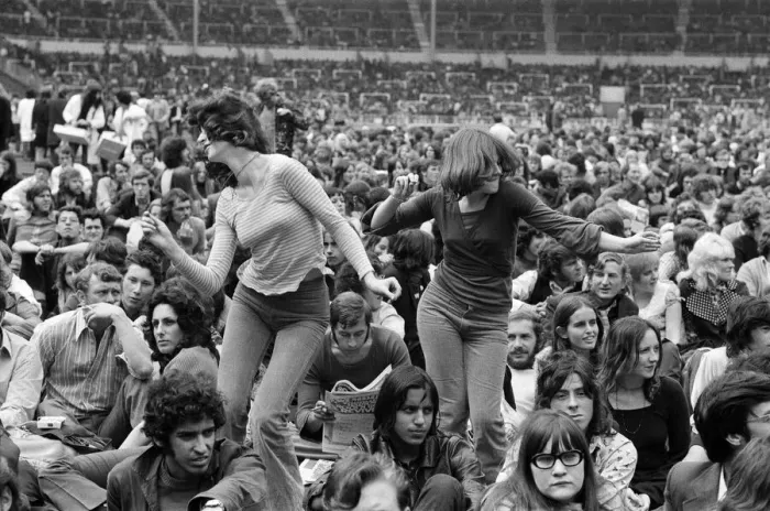 Framed Print : A general view of the audience at the London Rock and Roll Show at Wembley Stadium Framed Print : A general view of the audience at the London Rock and Roll Show at Wembley Stadium