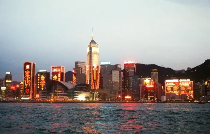 Framed Print : General view of the illuminated skyline at night time in Hong Kong Framed Print : General view of the illuminated skyline at night time in Hong Kong