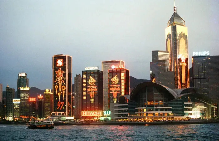 Framed Print : General view of the illuminated skyline at night time in Hong Kong Framed Print : General view of the illuminated skyline at night time in Hong Kong