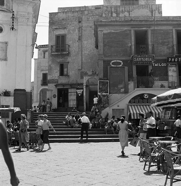 General view of the Piazza Umberto on Capri, Italy. August 1952