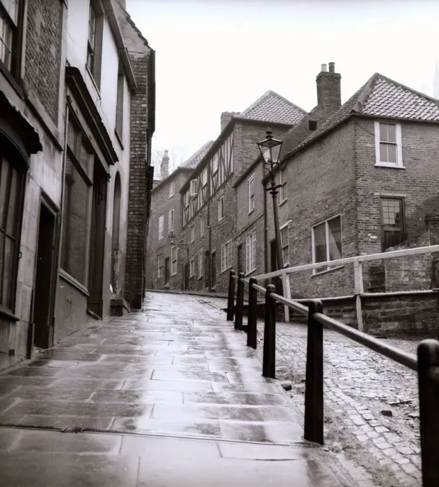 Framed Print : General view of street scene in the City of Lincoln Architecture Buildings