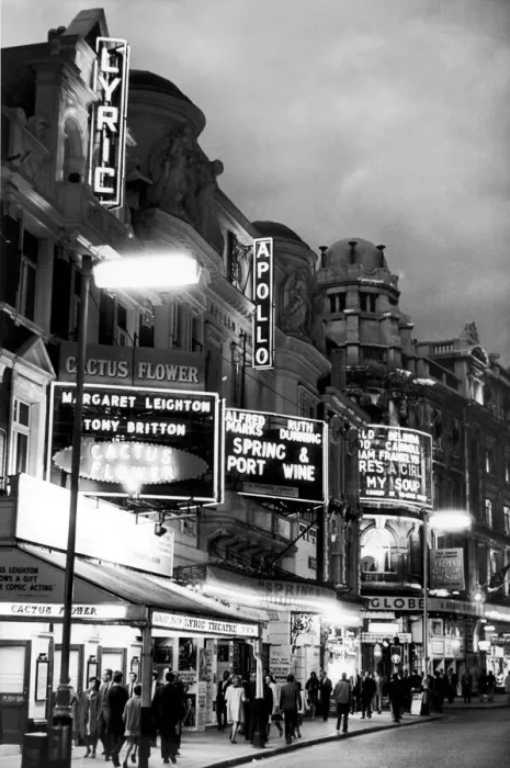 Framed Print : General view of one of the streets in the Theatre district of London