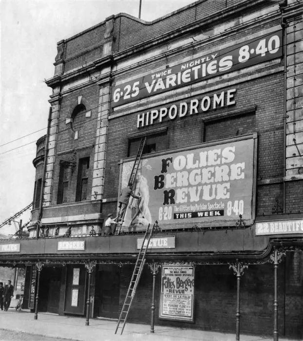 Framed Print : A general view of the side of the Manchester Hippodrome on which the poster has been Framed Print : A general view of the side of the Manchester Hippodrome on which the poster has been