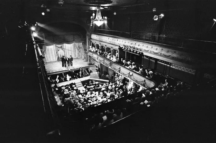 Framed Print : General views of Old Time Music Hall, Leeds, South Yorkshire