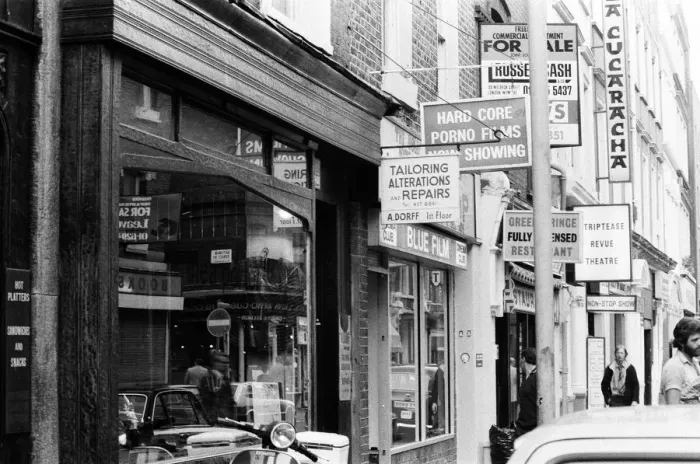 Framed Print : General views of Soho, London. 16th August 1980 Framed Print : General views of Soho, London. 16th August 1980