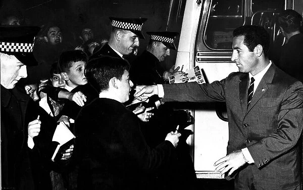 Gento Real Madrid football player arrives in Glasgow for European Cup football match tie