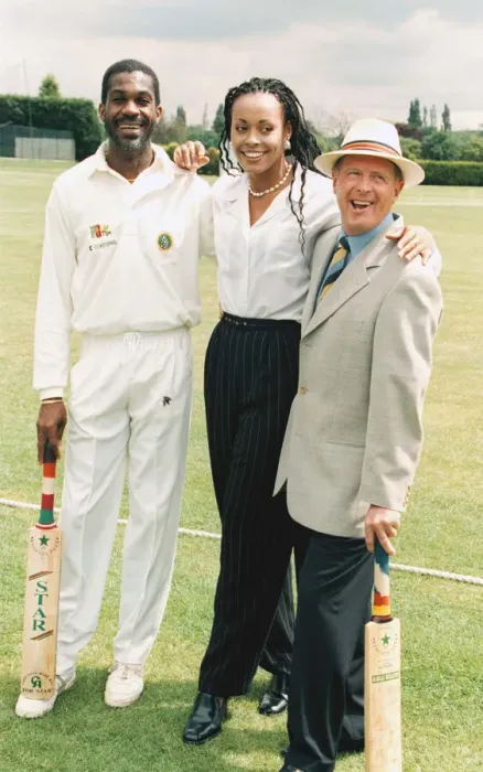 Framed Print : Geoff Boycott with Michael Holding and Gladiator Rio 1998 Boycott Cricket Legend
